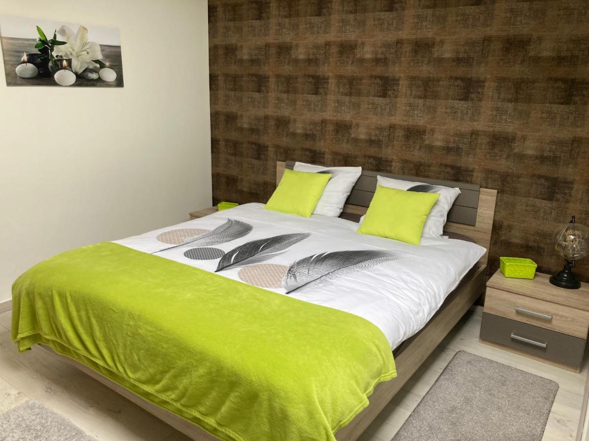 Le Lodges Quievrain Ngoại thất bức ảnh